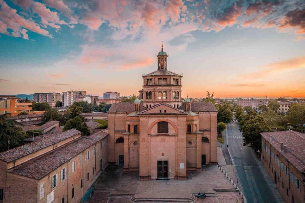 Mansarda Con Vista In Centro A Piacenza Exterior foto